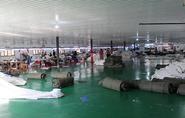Correndo para ajudar na reconstrução pós-terremoto no exterior: Tangshan Pengcheng acelera a produção de tendas de ajuda humanitária para a Venezuela